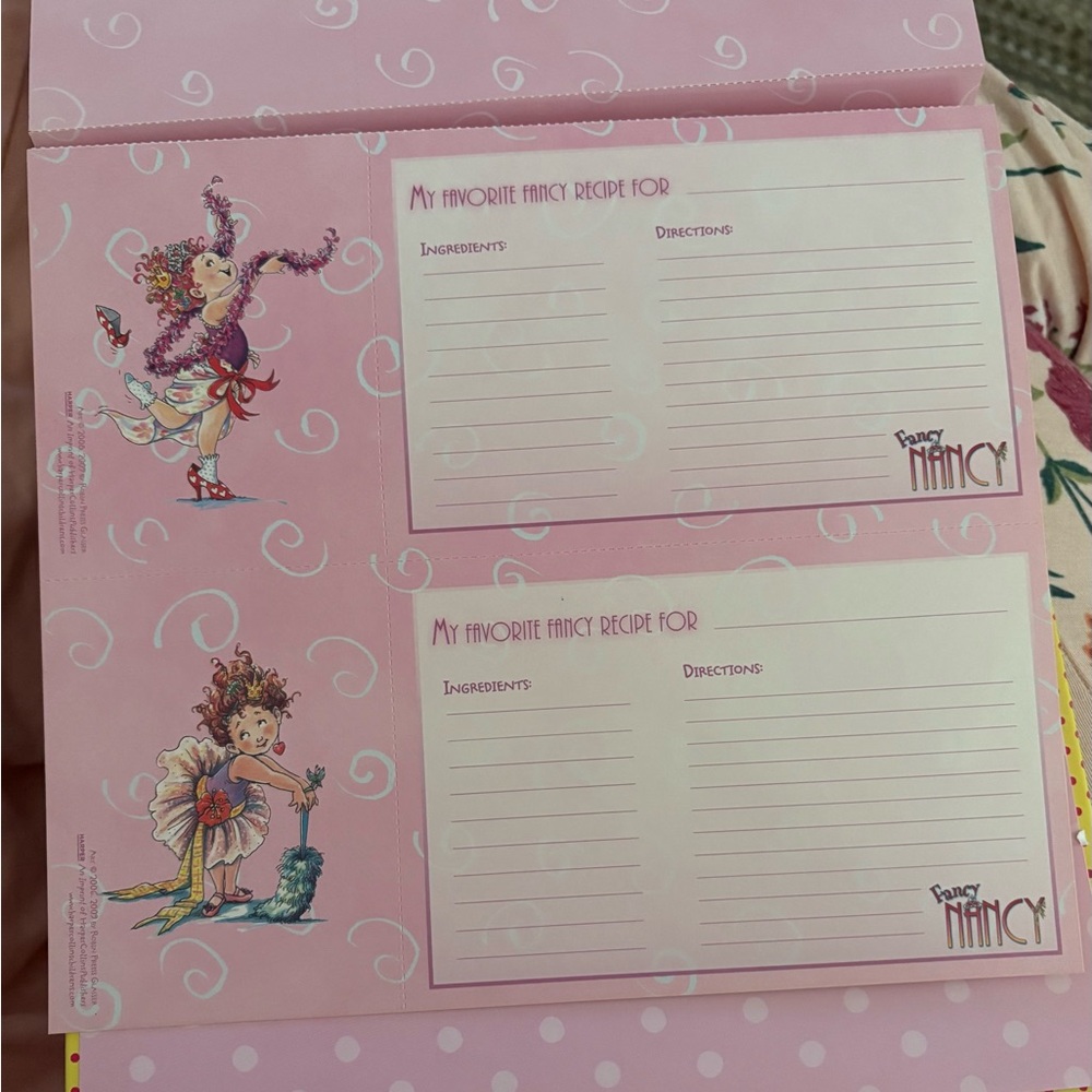 Fancy Nancy Tea Parties Book - Picture 5 of 5